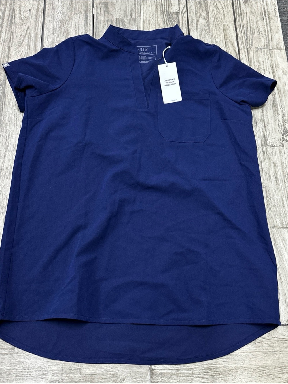 NWT Figs Scrubs Navy Blue Kitale Maternity 2.0 Technical Collection Top Small